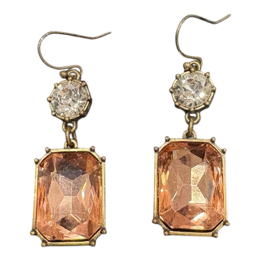 Peach large square jewel dangles with rhinestones atop. JB4